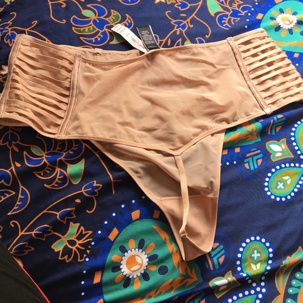 XL Strappy Victoria Secret Thong